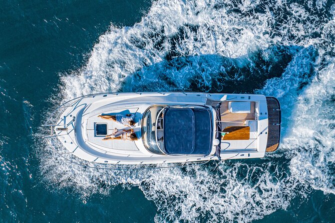Capri Private Boat Tour with Limoncello tasting - Bagni Regina Giovanna: ruins, a natural pool, and 45 minutes that matter
