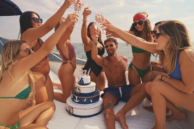 Capri Private luxury Boat Tour - Price and value: what the $1,922.34 per group really covers