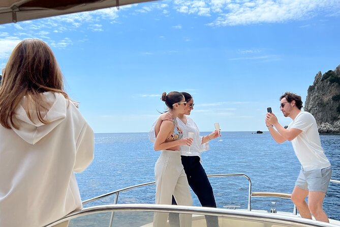 Capri Secret Corners Semi-Private Boat Tour with Local Captain - Key highlights before you go
