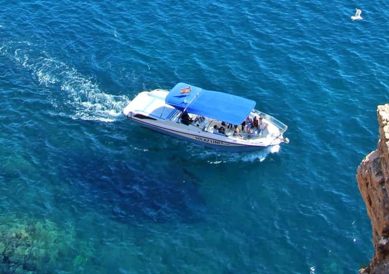 Cartagena: Guided boat tour of Cartagena and Algamecas Port - Onboard comfort: padded seats, smooth pacing, and small-group calm