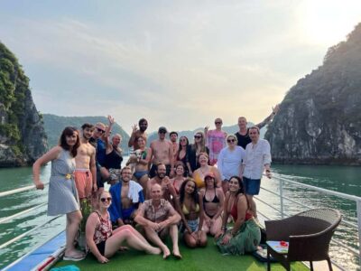 Cat Ba/Ha Noi: Lan Ha and Monkey Island Full Day Boat Trip - Cai Beo Floating Village: the bay’s daily life in half an hour