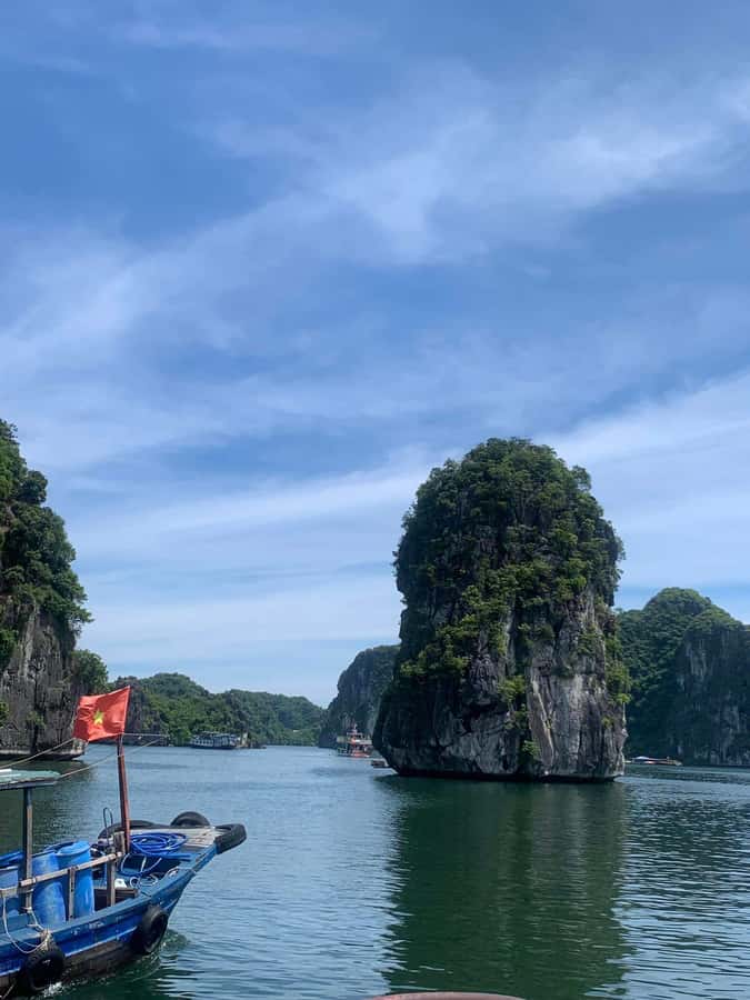 Cat Ba: Lan Ha and Ha Long Bay Boat Tour with Kayaking, Cave - Key reasons this Lan Ha trip is worth your time