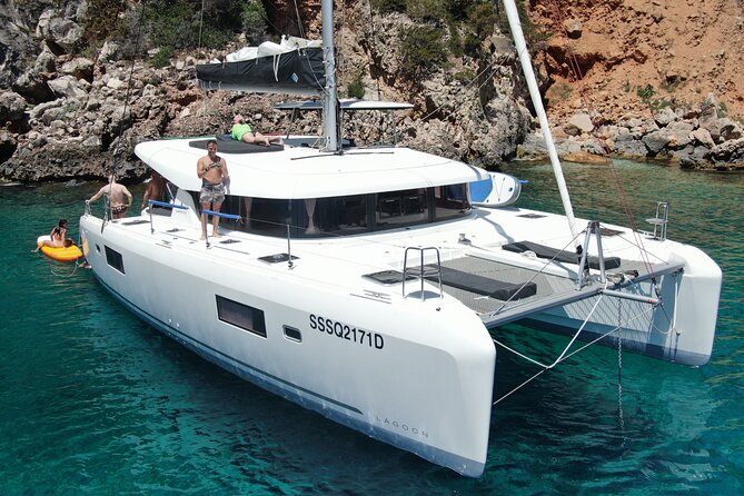 Catamaran Alghero, Catamaran Sailing Day Trip - A Spacious Catamaran Day on Sardinia’s Coast