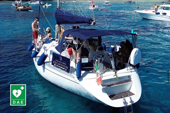 Catamaran tour stops bathing and snorkeling toast with prosecco - On-Board Comfort, Safety, and Realistic Expectations