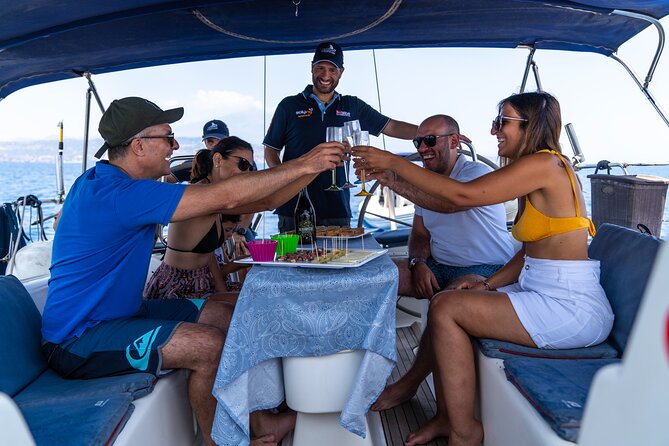 Catania boat tour along the coast with aperitif and snorkeling - A 4-hour Catania boat tour: what you’re really buying