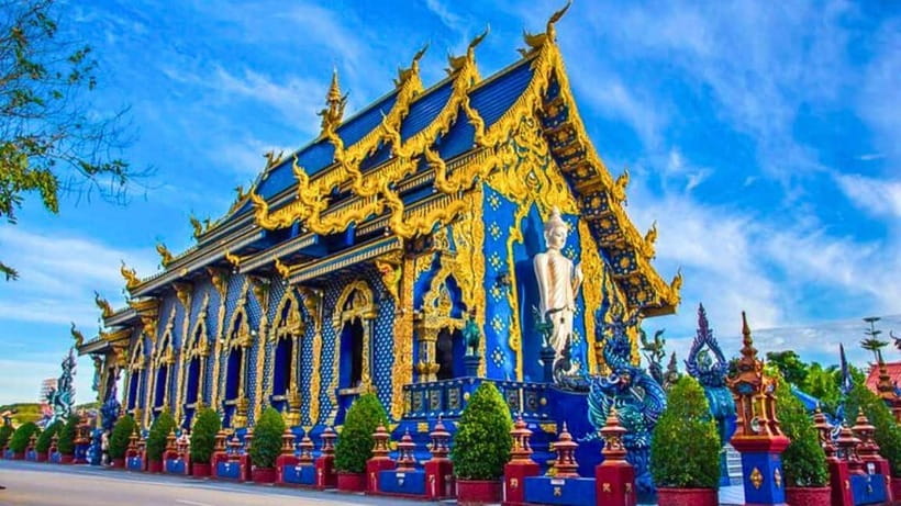 Chiang Mai: Chiang Rai Temples, Golden Triangle & Boat Tour - Wat Rong Suea Ten (Blue Temple) Gets Time to Land