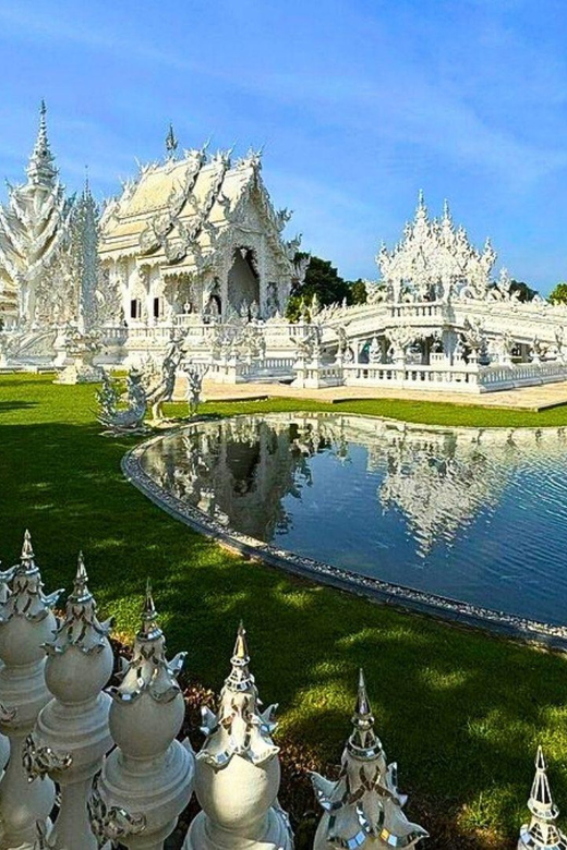 Chiang Mai: Chiang Rai Temples, Golden Triangle & Boat Tour - The Golden Triangle and the Mekong Long-Tail Boat Ride