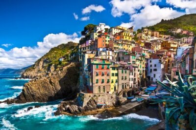 Cinque Terre: 2-Hour Private Boat Tour - The 2-hour route: what you’ll do (and what you won’t)