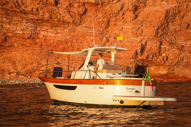 Cinque Terre boat tour PRIVATE, Wonderful Experience - Monesteroli Bay Stop: The Swim-Cove You Can’t Reach by Road
