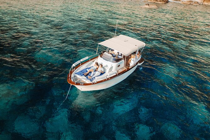 Cinque Terre Daytime Boat Tour : escape into beauty and color - Meet your boat team: guide names, small-group comfort, and the captain’s job