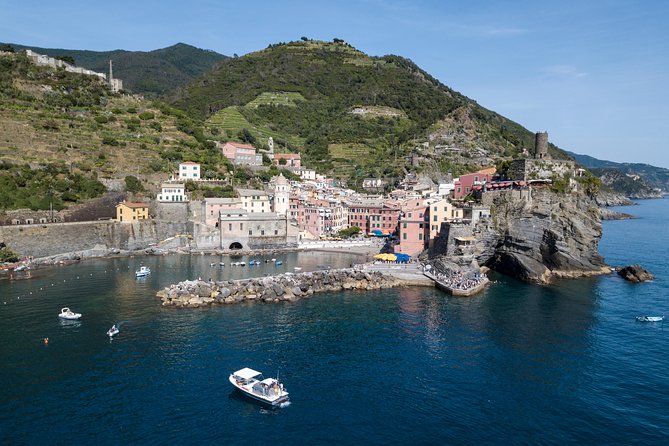 Cinque Terre Private Boat Tour - What you eat and drink on this private cruise (and why it matters)