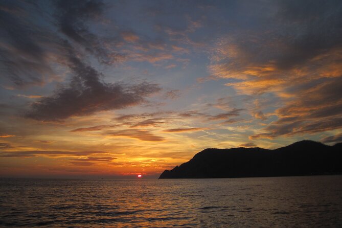 Cinque Terre Sunset Boat Tour Experience - Vernazza stroll: when you get it and how to use your time