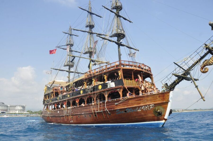 City of Side: Side & Caretta Bay Boat Trip w/ Lunch & Drinks - Caretta Bay swim break: turquoise water, real cooldown time