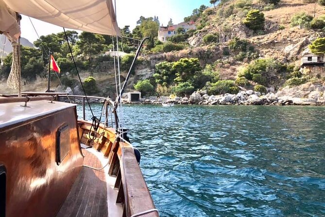 Classic Boat Tour in Palermo - Mount Pellegrino: caves along the sea-facing cliffs