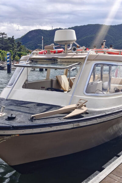Como: Lake Como Shared Boat Tour - First views in Como: cathedral dome, Voltiano Temple, and Villa Olmo