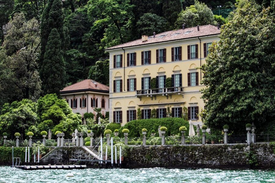 Como: Lake Como Shared Boat Tour - Versace and the other “famous-neighbor” villas