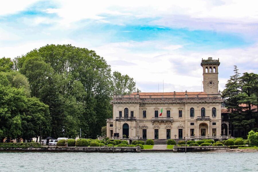 Como: Lake Como Shared Boat Tour - Meeting point in Como: Como S. Agostino Pier (and finding it on time)