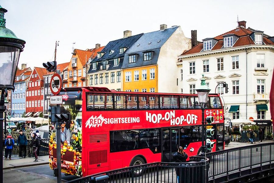 Copenhagen: Hop-On Hop-Off Bus Tour with Boat Tour Option - Where this fits best in your itinerary (1 to 3 days)
