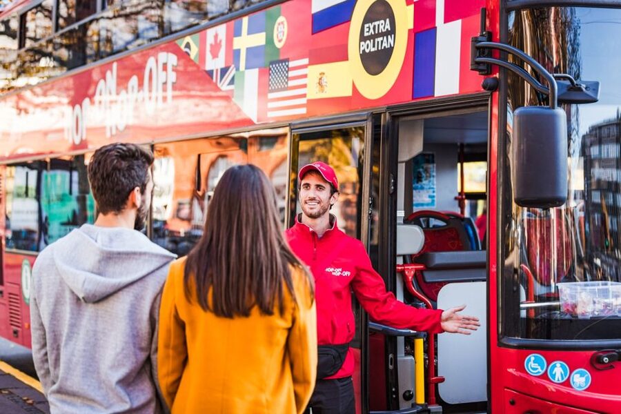 Copenhagen: Hop-On Hop-Off Bus Tour with Boat Tour Option - Audio guide in 10 languages (and what to listen for)