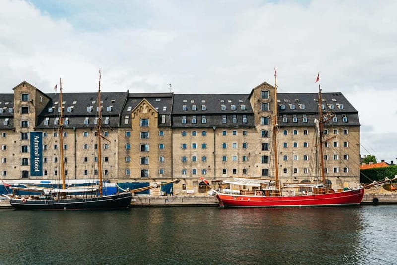 Copenhagen: Old Canals and Hidden Gems Social Boat Tour - Nordhavn Views and the Industrial-to-Recreation Shift