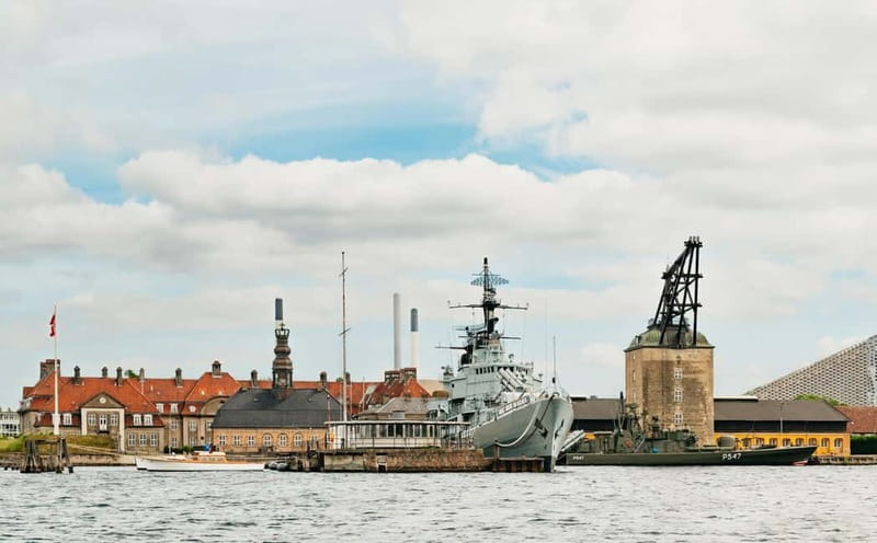 Copenhagen: Old Canals and Hidden Gems Social Boat Tour - The Social Part: Making Friends Without Forcing It
