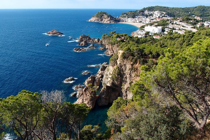 Costa Brava Small Group with Hotel Pick up and Boat Ride - Morning Pickup From Barcelona: Getting Out the Door Easy