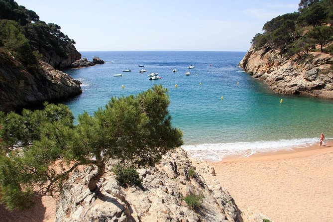 Costa Brava Small Group with Hotel Pick up and Boat Ride - What a 10-Hour Day Trip Feels Like in Real Life