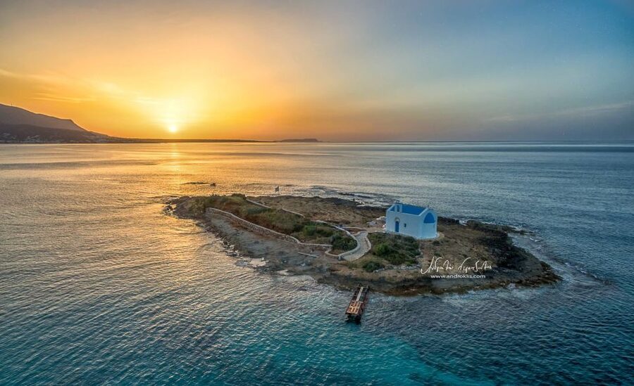 Crete: Snorkeling Boat Trip with Lunch and Transfer - Passing Stalis and Hersonissos by Boat: Nightlife Towns, Sea Views