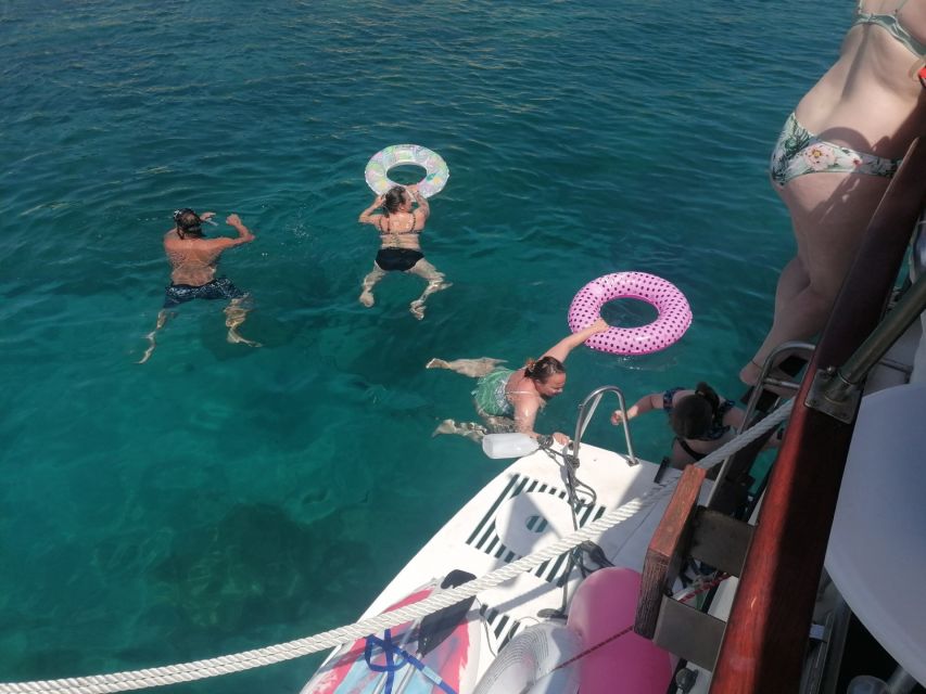 Crete: Snorkeling Boat Trip with Lunch and Transfer - Should You Book? My Practical Recommendation