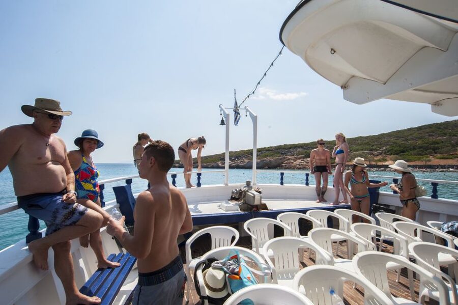 Crete: Spinalonga, Elounda, & Agios Nikolaos Boat Tour & BBQ - The Bus-to-Boat Flow: why this route feels efficient
