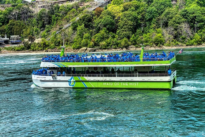 Daredevil Walking Tour with Maid of the Mist Boat Ride - Timing, meeting point, and the reality of a busy area