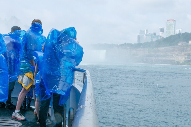 Daredevil Walking Tour with Maid of the Mist Boat Ride - Goat Island walking tour: the behind-the-scenes part on foot
