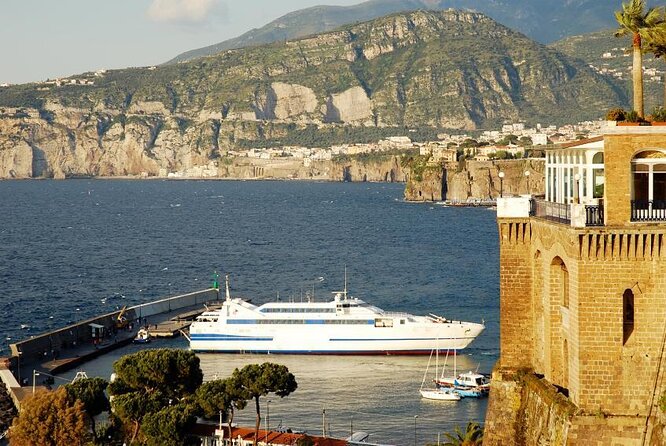 Day to Night Capri Boat Tour with Swim, Snorkel & Aperitif - Key Things I’d Book This For
