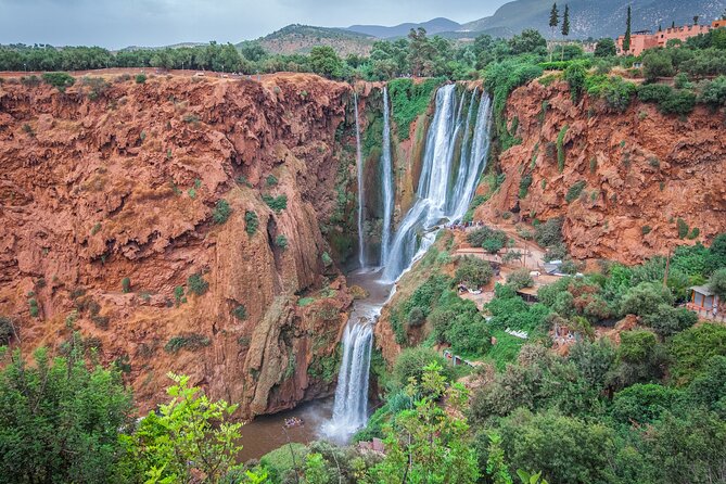 Day Trip to Ouzoud Waterfalls with Guide and Boat Trip - The 20-minute boat ride: close to the power of the falls