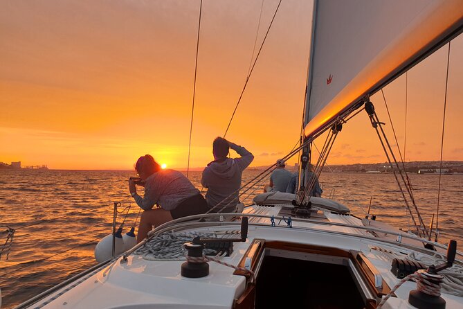 Daytime/Lisbon Sunset Boat with history and wine (small group) - Getting to Pypas Cruises at Belém (and starting stress-free)