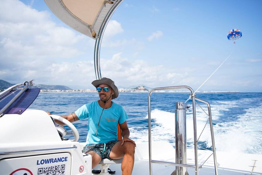 Dénia: Boat Trip & Parasailing Experience with Sunset Option - Who should book this (and who should skip it)