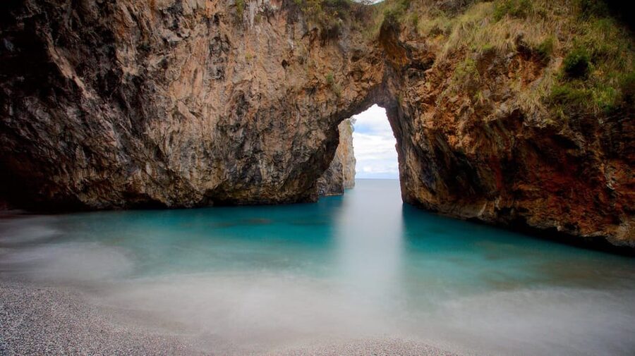 Dino Island & Arcomagno Eco-Boat Tour - Price and value: what $33 buys you in 2 hours