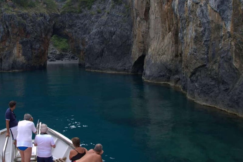 Dino Island & Arcomagno Eco-Boat Tour - Blue Grotto light show and Lion’s Grotto on Dino Island