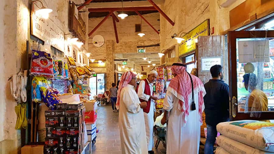 Doha: Doha city tour & Dhow boat cruise (4 or 8 hrs option) - Guides and the small touches that make it feel personal