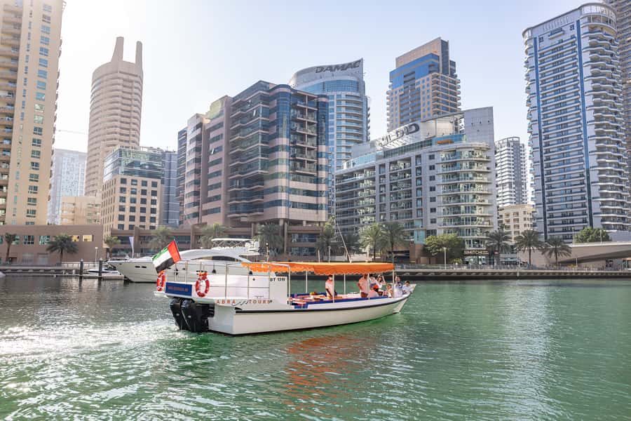 Dubai: Abra Boat Tour in Dubai Marina, Ain Dubai, JBR - Crew Energy: Friendly, Helpful, and Photo-Minded