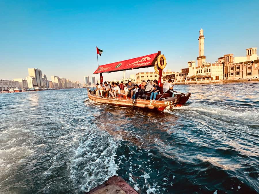Dubai: Authentic Old Town, Souks, Tastings & Abra Boat Tour - Price and value: why $8 can work (if it fits your style)