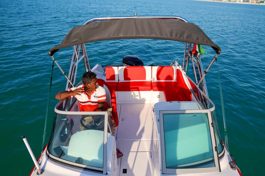 Dubai: Private Boat Tour - JBR/Burj Al Arab/Atlantis options - The Palm Jumeirah: where the architecture looks three-dimensional