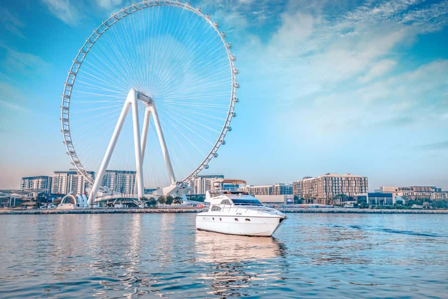 Dubai Yacht Tour - Boat Trip upto 12 guests Private event - Atlantis the Palm and the Burj Al Arab Sunset Pass-by (Where the Trip Becomes Memorable)