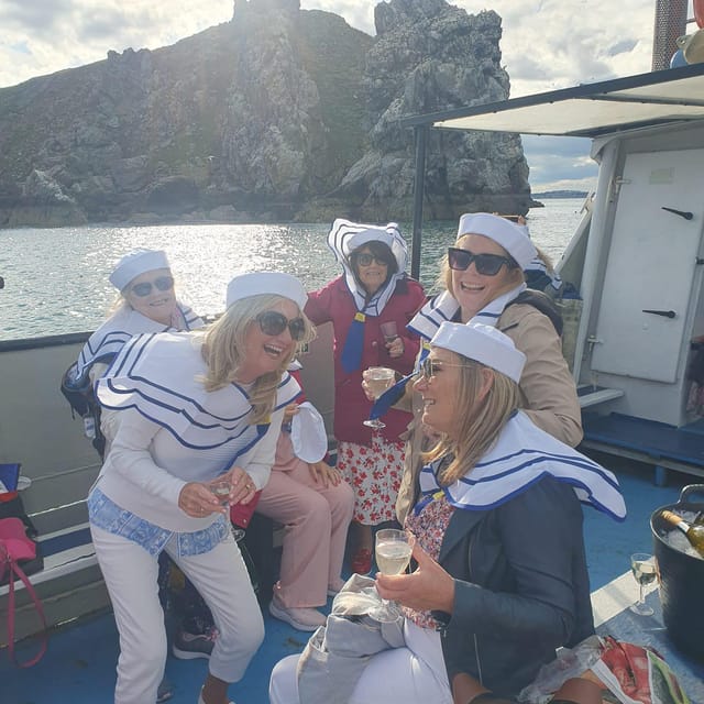Dublin: Howth Cliffs and Lighthouse Boat Tour - Key highlights you’ll care about