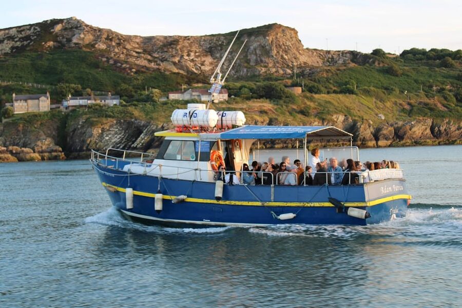 Dublin: Howth Coast and Ireland's Eye Boat Tour - Howth coastline, Howth Head, and Balscadden Bay views
