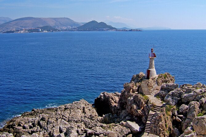 Dubrovnik: 3 Islands Boat Tour with Lunch & drinks(FR, ES, EN) - Stop Two: Šipan’s Olive-Grove Record and the Local Summer Home Feel