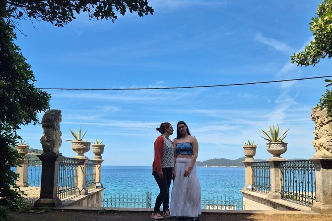 Dubrovnik: 3 Islands Fun Day Trip by Boat (Host: EN,FR,ES) - Onboard: unlimited drinks, WiFi, and the party level