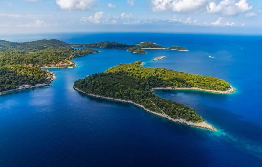 Dubrovnik: Island Boat Tour with Drinks & Lunch - Koločep: the quieter coves and snorkeling-friendly waters