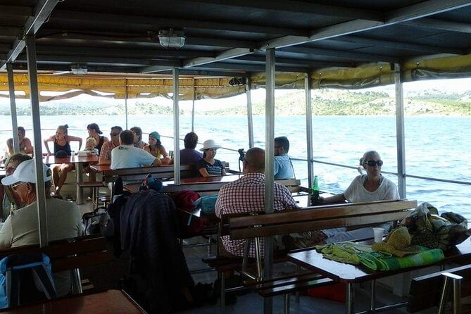 Dubrovnik Islands Boat Tour with Lunch and Unlimited Drinks - A relaxed 8-hour cruise that still feels like a real outing