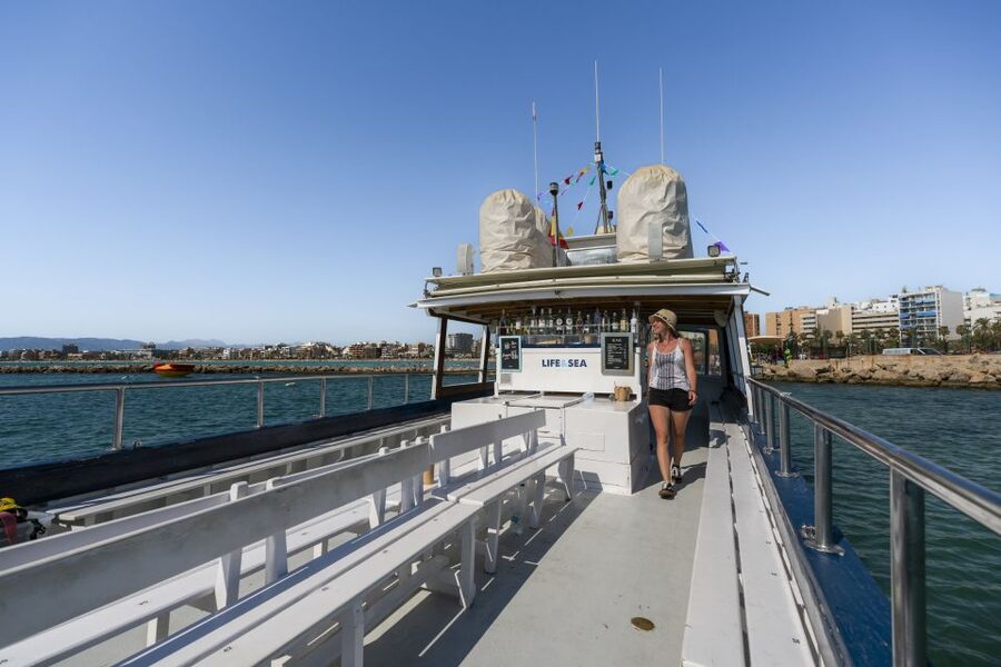 El Arenal, Mallorca: Bay of Palma Boat Tour with Snorkeling - Practical tips that make the difference